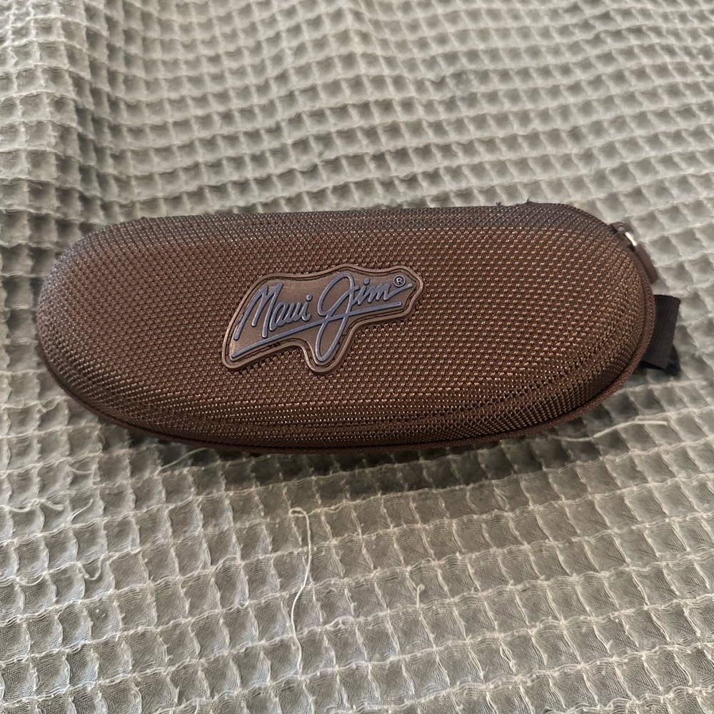 Maui Jim Textured Brown Sunglasses Case
